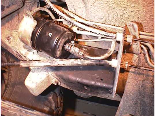 Fuel Filter Change on 1995 Jeep YJ Wrangler